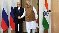 В. В. Путин наградил премьера Индии орденом Андрея Первозванного