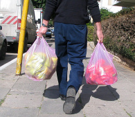 Новая Зеландия прекратит использование одноразовых пластиковых пакетов