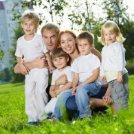 В 2013 году в России многодетные семьи получили 93 тысячи участков земли