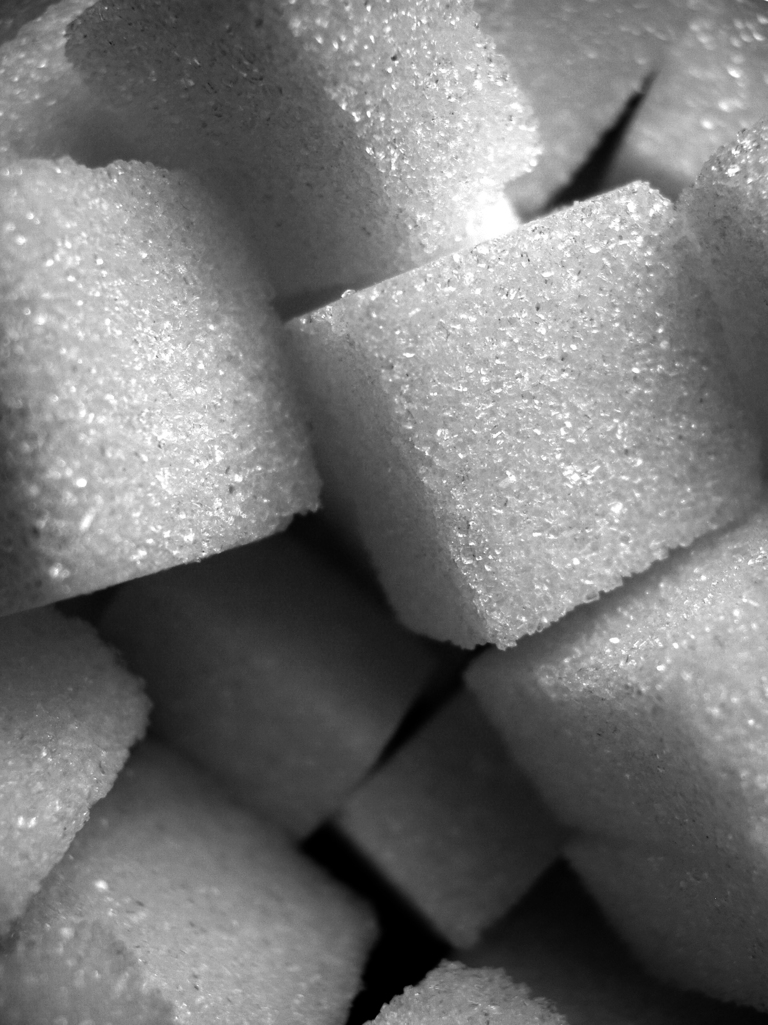 Рафинированный сахар это. Игла из рафинированного сахара.