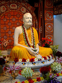 220px-Ramakrishna_Marble_Statue.jpg