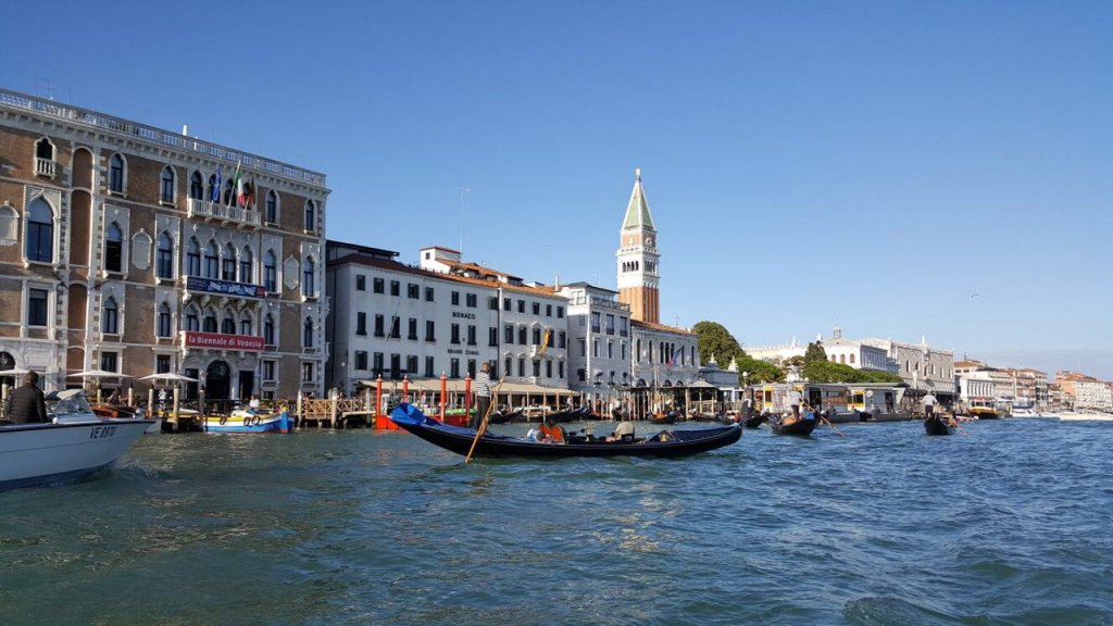 photo5379692520063215711.jpg photo5379692520063215711.jpg